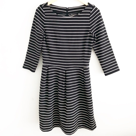Banana Republic Dresses & Skirts - Banana Republic Black Stripe Fit ‘n Flare Dress